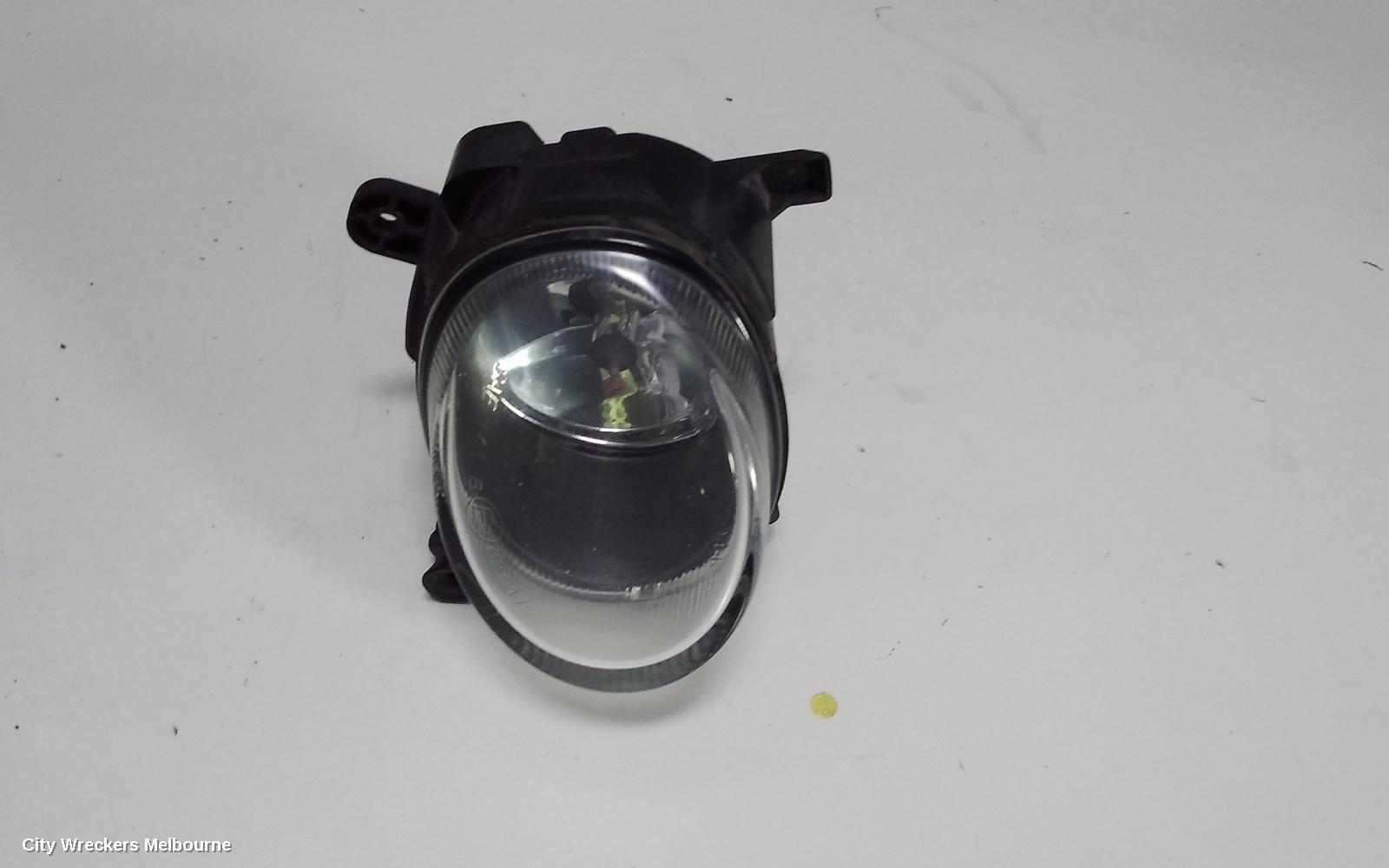 AUDI A5 RIGHT INDICATOR/FOG/SIDE, BUMPER FOGLAMP, 8T, A5/S5, RECTANGLE TYPE, NON S-LINE, 10/2011 - 11/2016