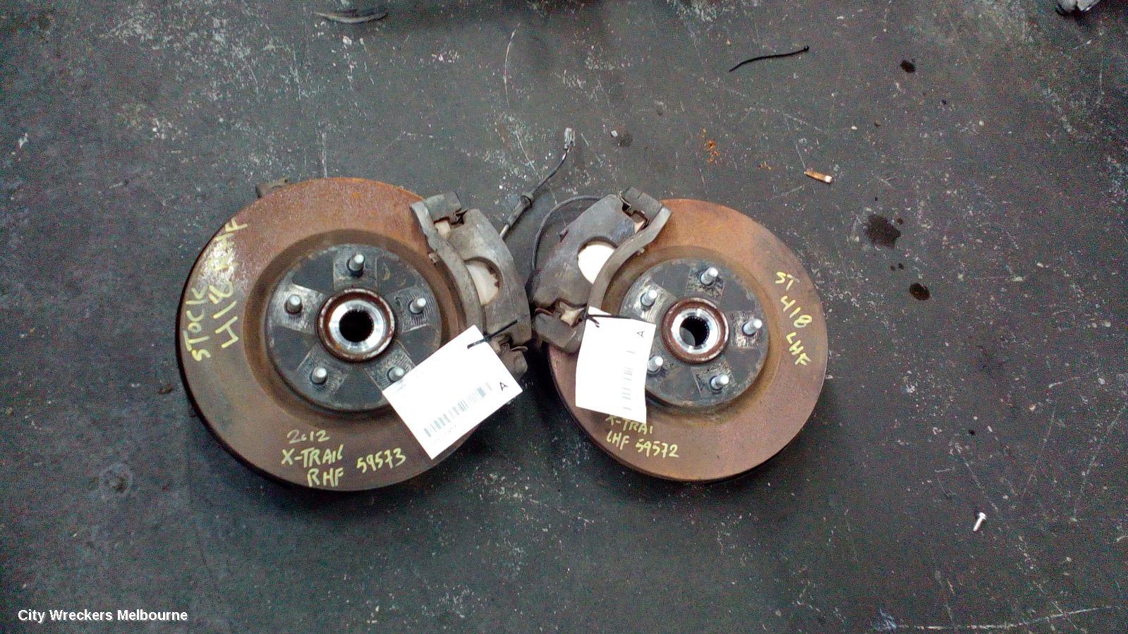 NISSAN XTRAIL RIGHT FRONT HUB ASSEMBLY, T31, 10/2007 - 12/2013