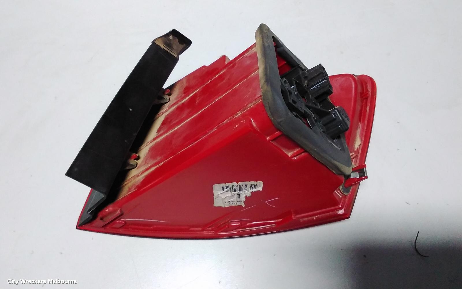 VOLKSWAGEN JETTA LEFT TAILLIGHT, 1B, 02/2011 - 10/2014