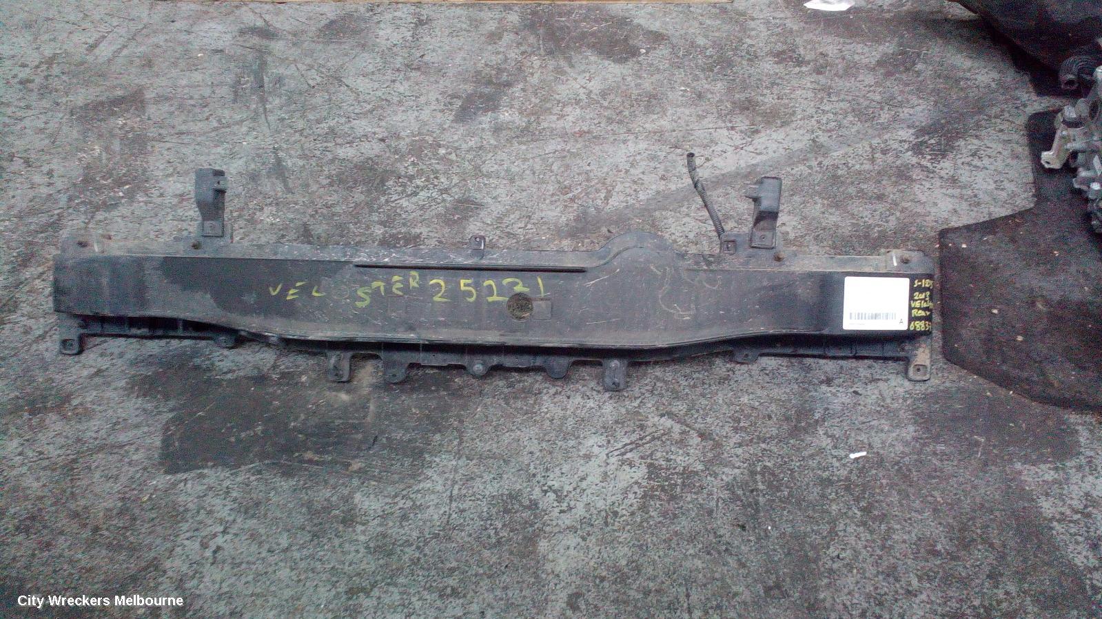 HYUNDAI VELOSTER R/BAR BRACKET/REINFO, MAIN REINFORCEMENT, FS, NON TURBO, 12/2011 - 02/2018