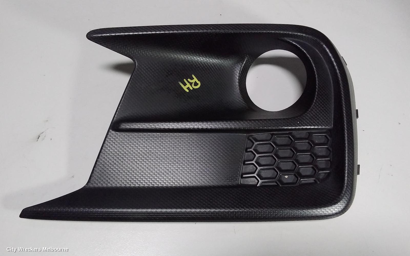 SUBARU WRX, V1, 03/2014 - 10/2021, RIGHT FOG LAMP COVER ONLY: 59679