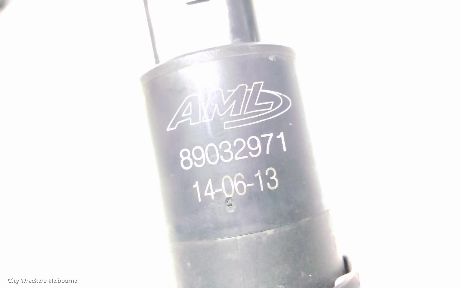 JEEP GRANDCHEROKEE WASHER BOTTLE, WK, W/ H/LAMP WASHER TYPE, 10/2010 ONWARDS