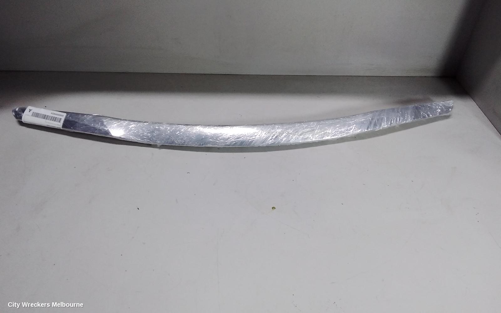 HYUNDAI I40, VF, 09/2011 - 12/2019, BENET GARNISH NIKLE: 59824