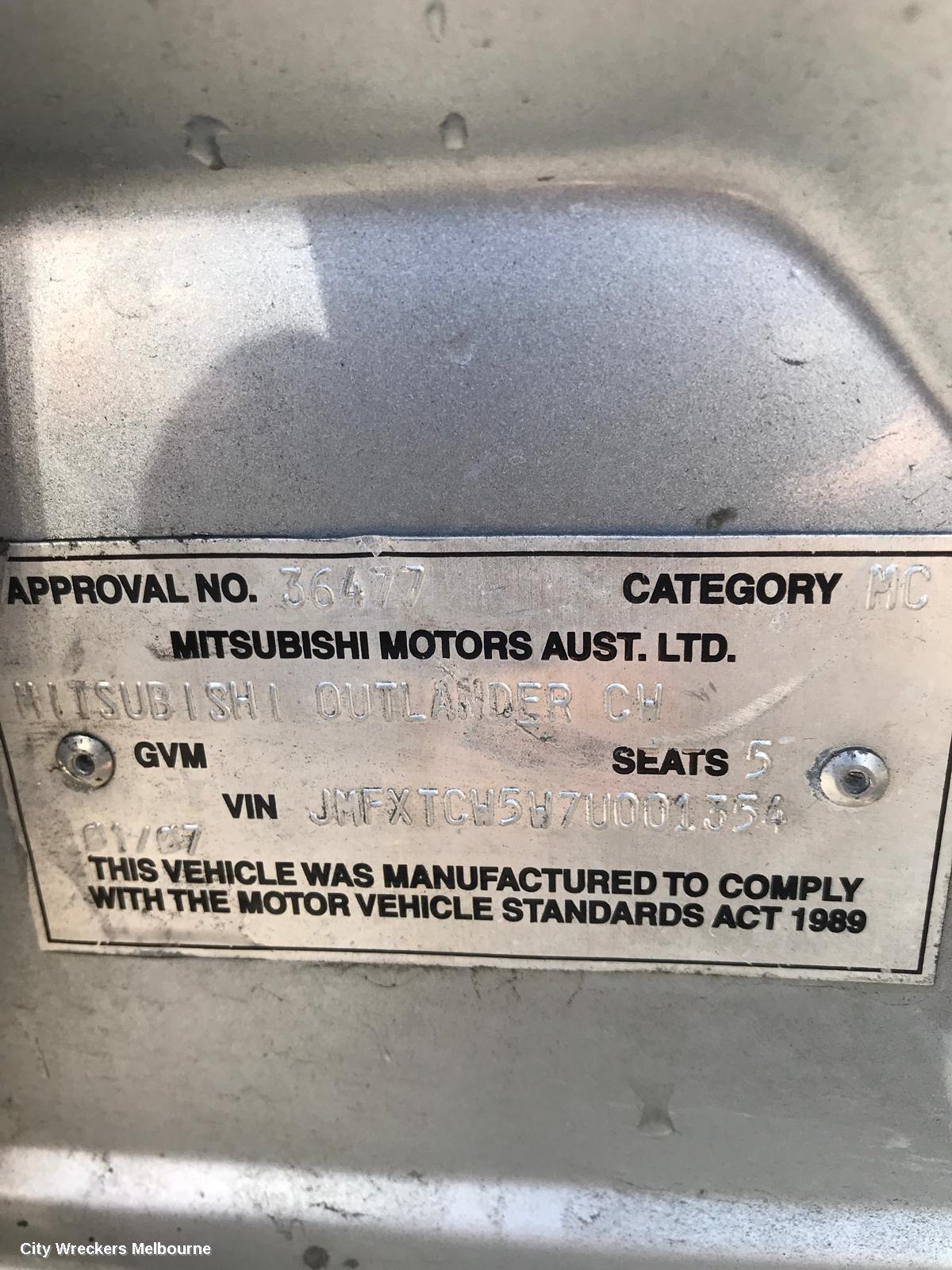 MITSUBISHI OUTLANDER DOOR/BOOT/GATE LOCK, LEFT FRONT DOOR LOCK, ZG, 11/2006 - 09/2009
