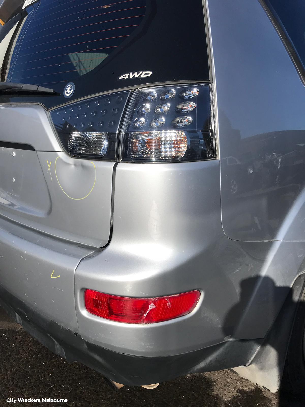 MITSUBISHI OUTLANDER DOOR/BOOT/GATE LOCK, LEFT FRONT DOOR LOCK, ZG, 11/2006 - 09/2009