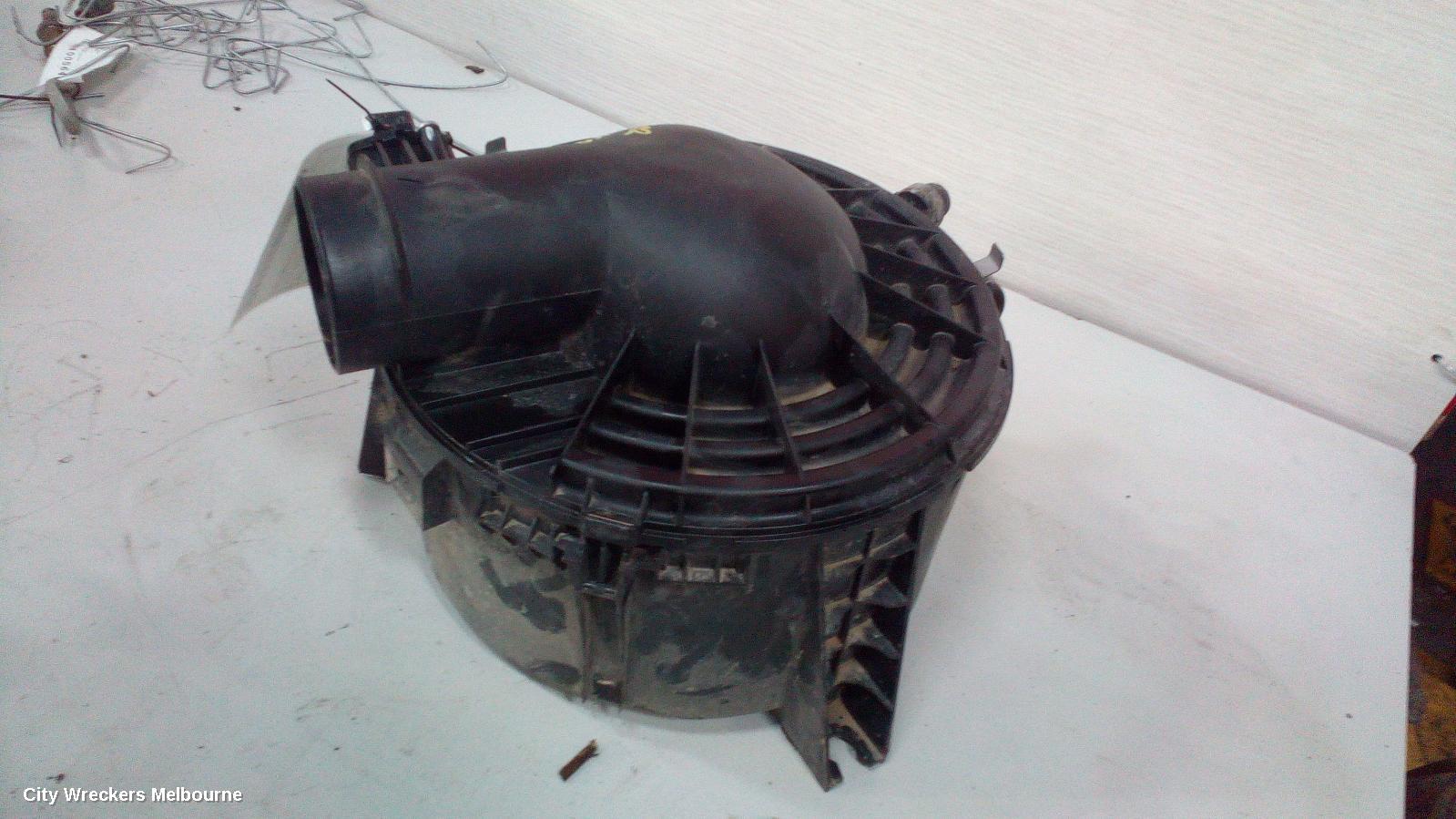 FORD RANGER AIR CLEANER/BOX, AIR CLEANER, PX SERIES 1, 3.2, DIESEL, 06/2011 - 06/2015