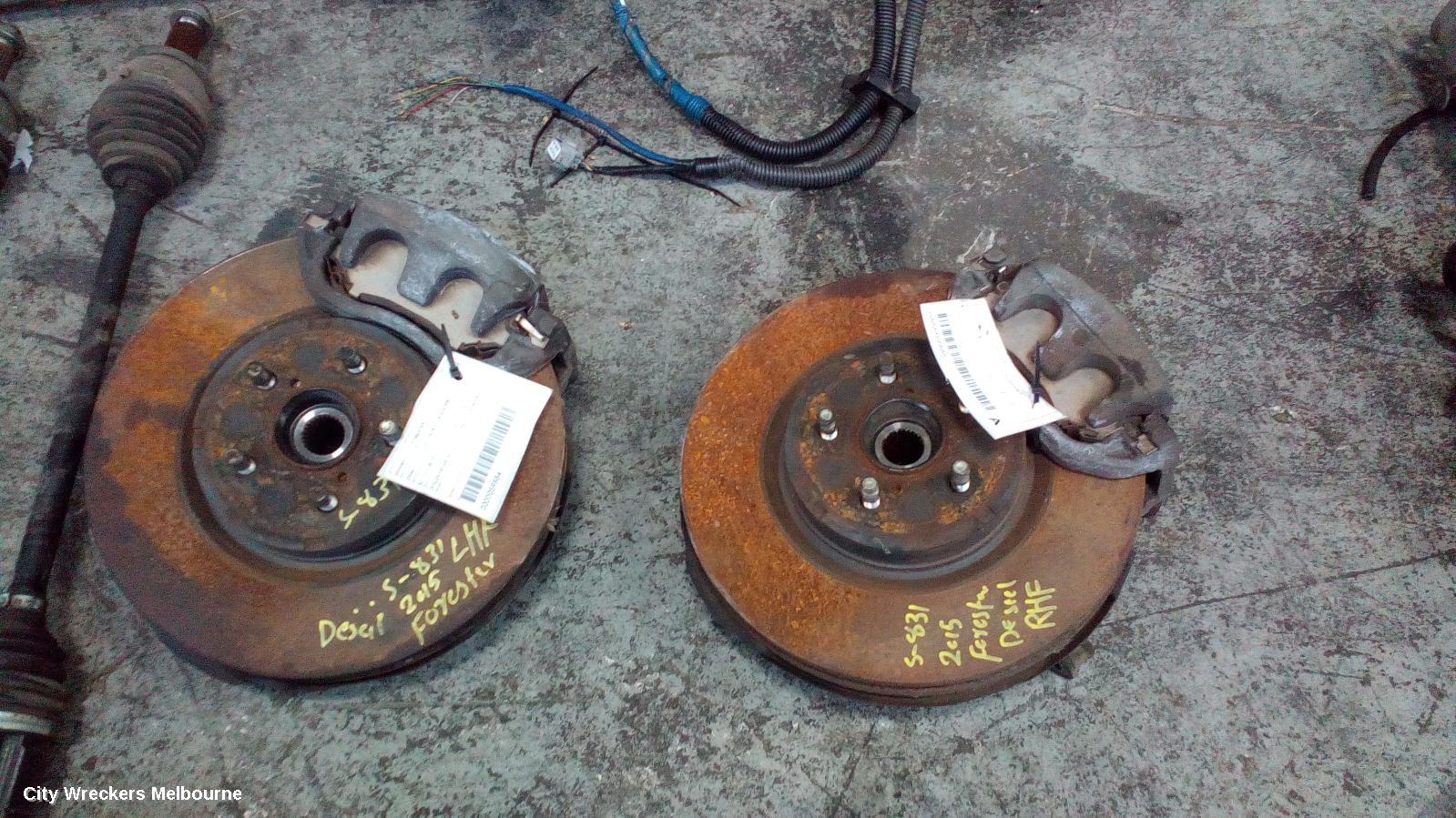 SUBARU FORESTER LEFT FRONT HUB ASSEMBLY, SJ, 12/2013 - 08/2018