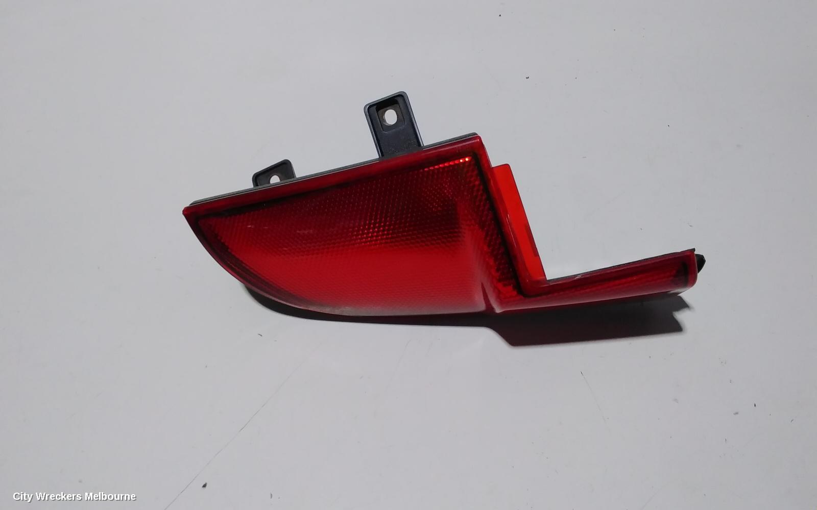 MERCEDES VITO LEFT TAILLIGHT, UPPER BARN DOOR, 639, 02/2006 - 02/2015