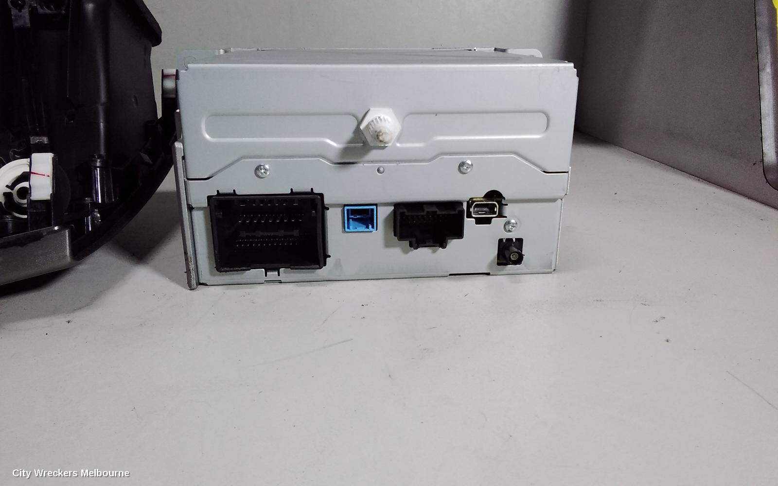 HOLDEN COMMODORE HEATER/AC CONTROLS, VF, 05/2013 - 12/2017