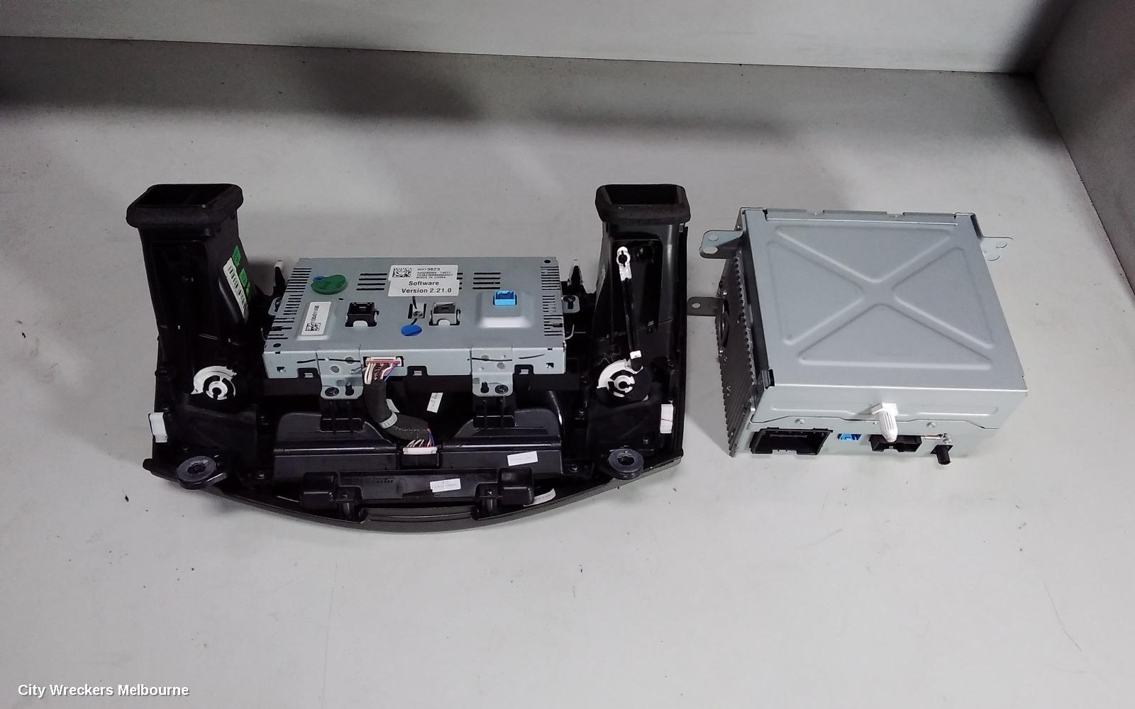 HOLDEN COMMODORE HEATER/AC CONTROLS, VF, 05/2013 - 12/2017