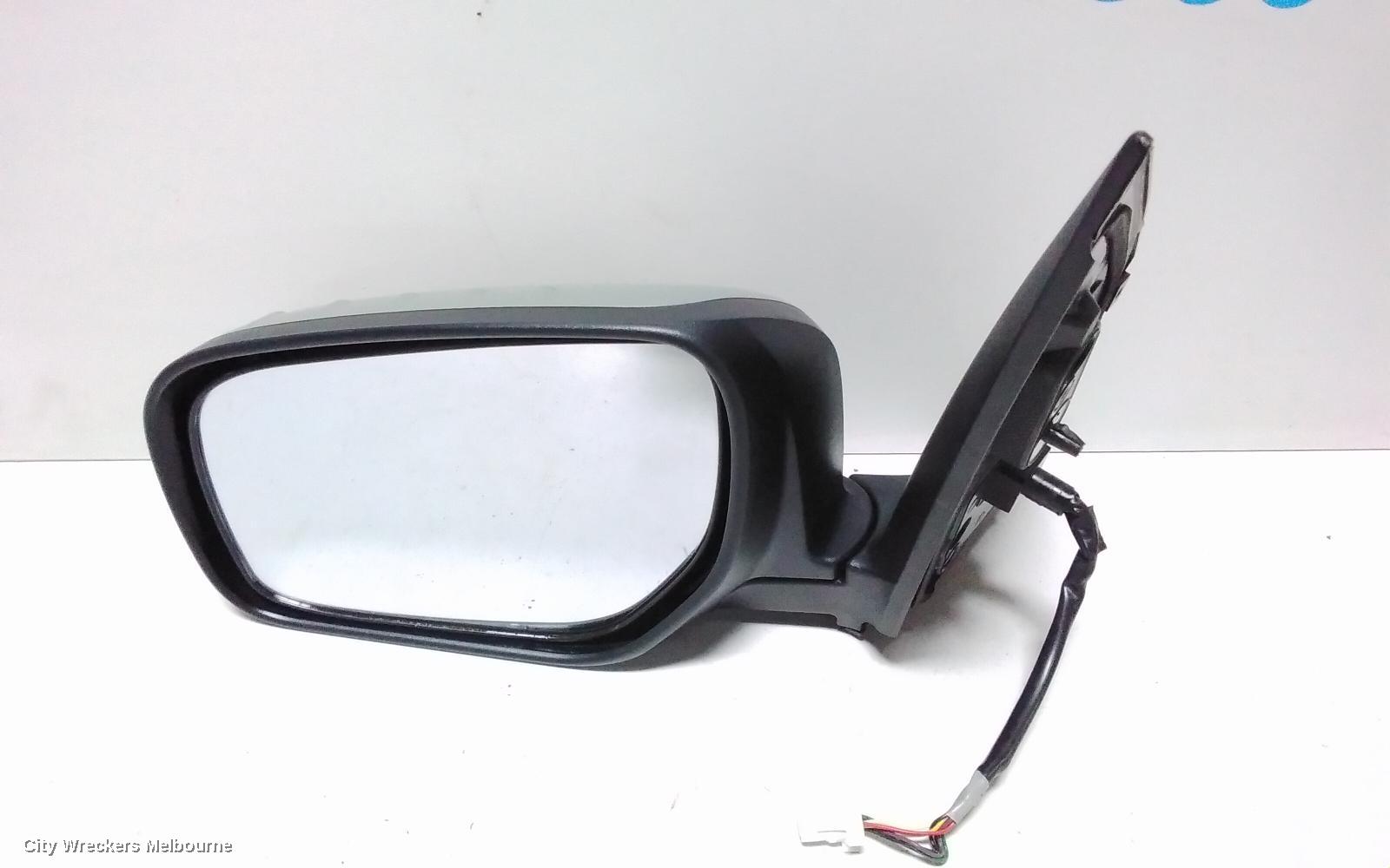 RENAULT KALEOS LEFT DOOR MIRROR, H45, COLOUR CODED, NON HEATED, MANUAL FOLDING TYPE, 09/2008 - 10/2011