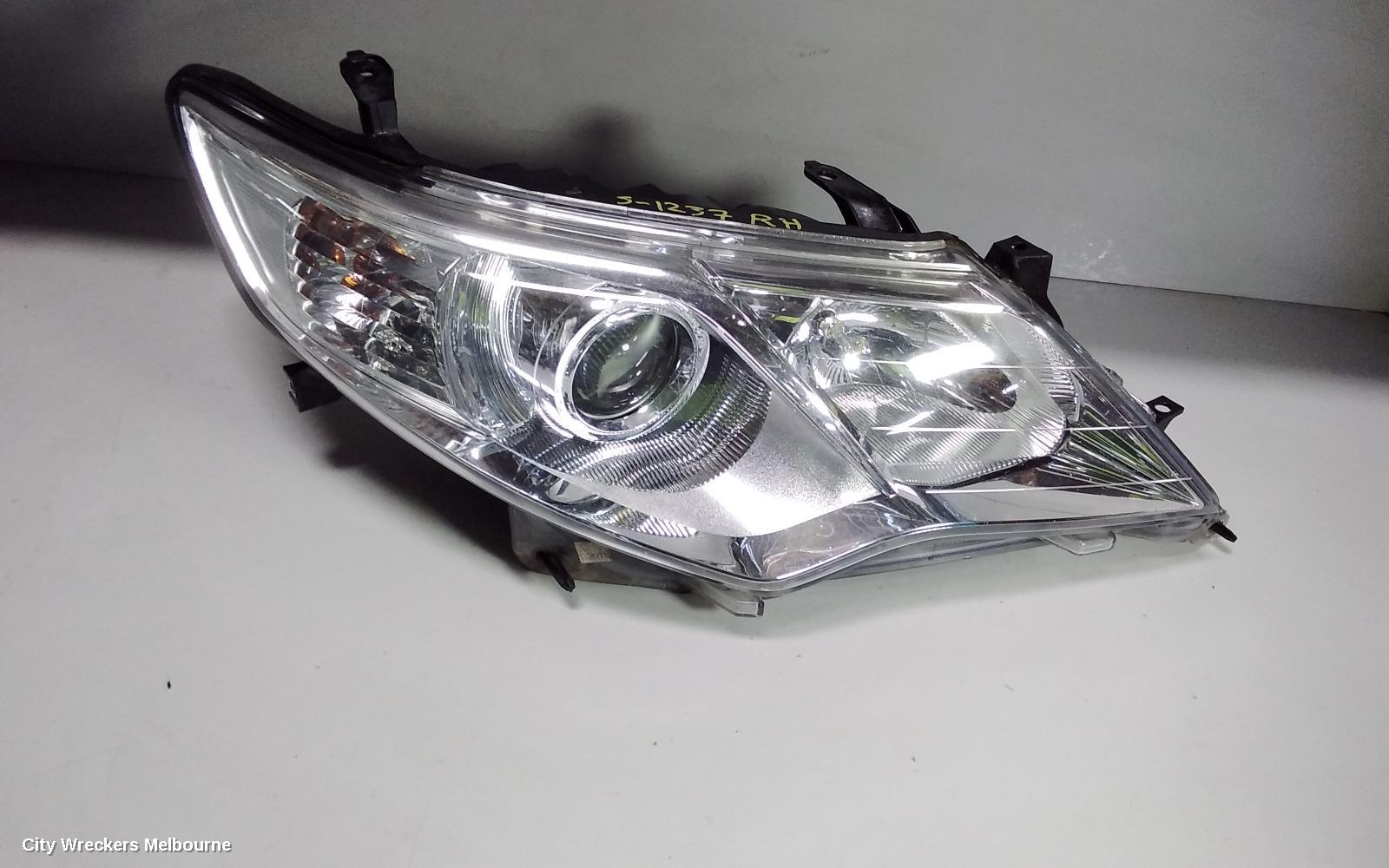 TOYOTA CAMRY RIGHT HEADLAMP, ASV50, CHROME TYPE, 12/2011 - 04/2015