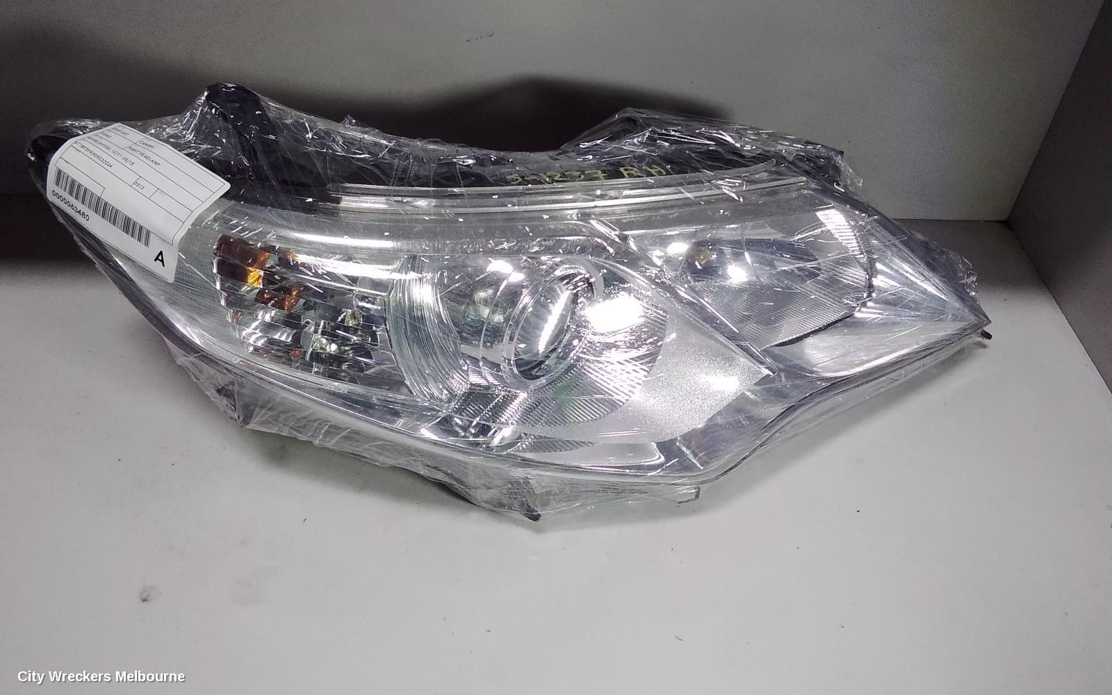 TOYOTA CAMRY RIGHT HEADLAMP, ASV50, CHROME TYPE, 12/2011 - 04/2015