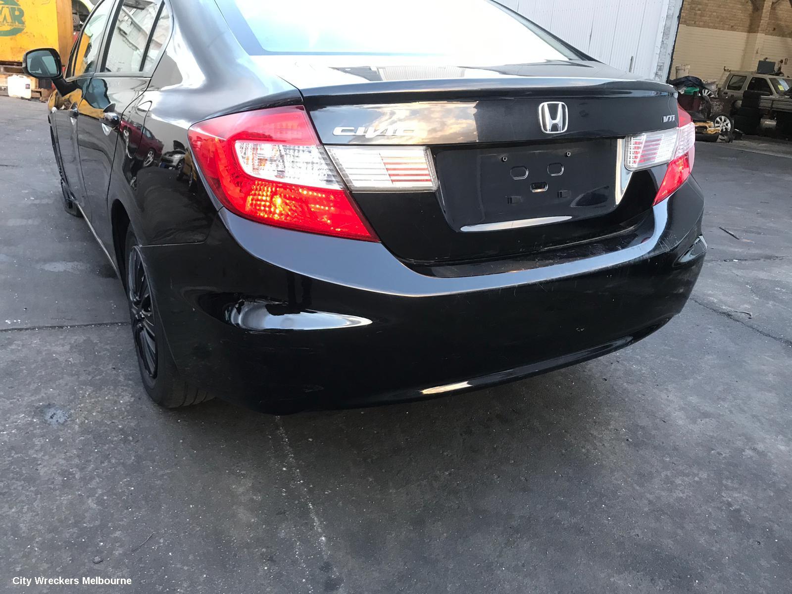 HONDA CIVIC OWNERS HANDBOOK, 9TH GEN 02/2012 - 05/2016