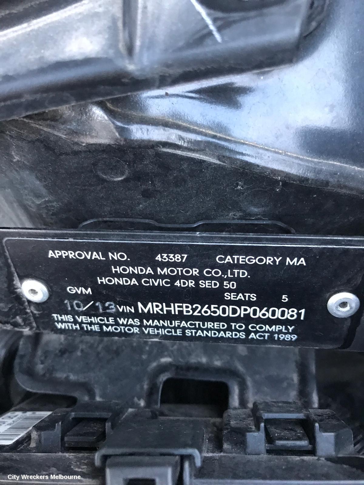 HONDA CIVIC OWNERS HANDBOOK, 9TH GEN 02/2012 - 05/2016