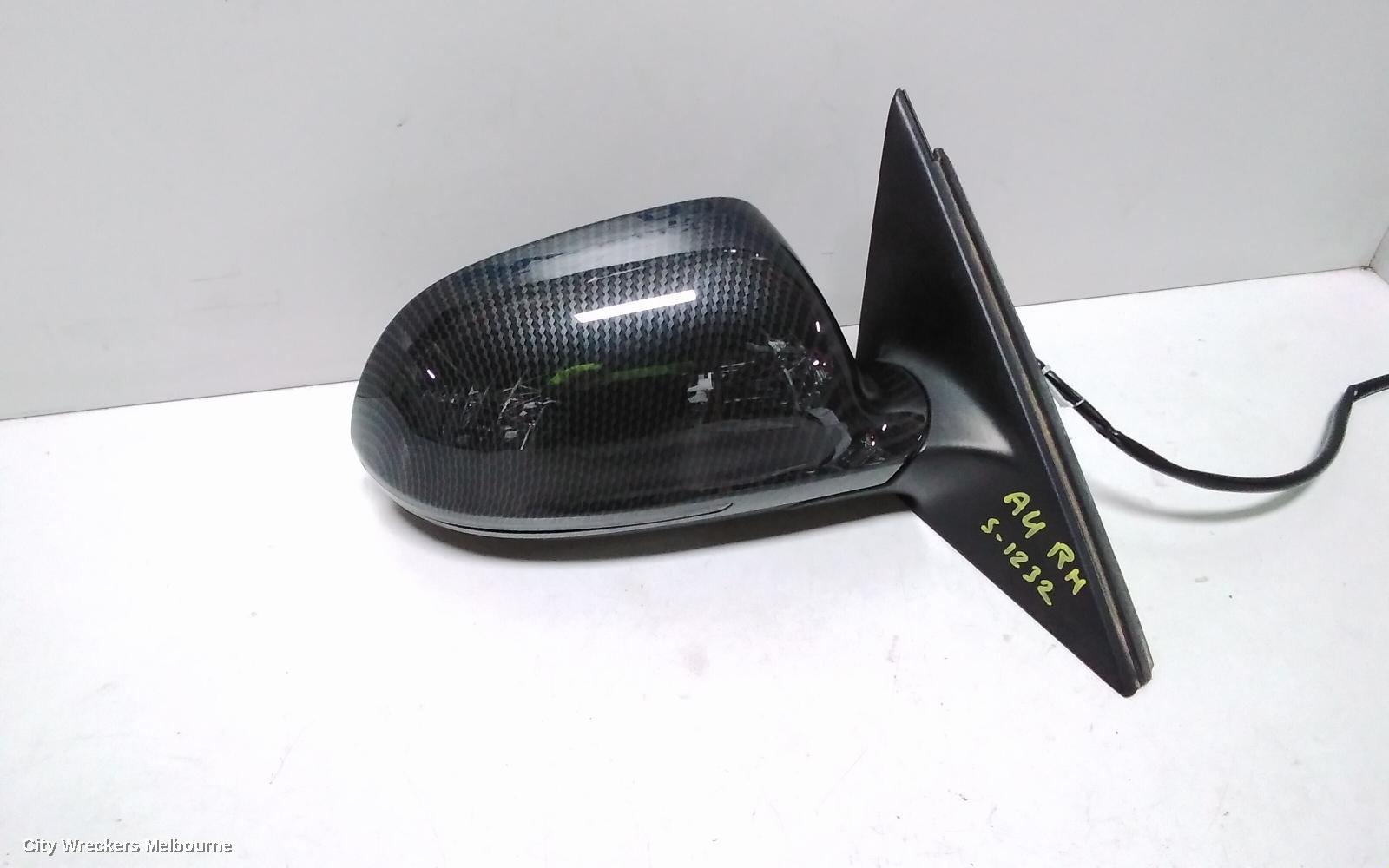 AUDI A4 RIGHT DOOR MIRROR, B8 8K, A4, MANUAL FOLD, NO LANE CHANGE ASSIST TYPE, 1 PLUG (6 WIRE), 02/2008 - 05/2009