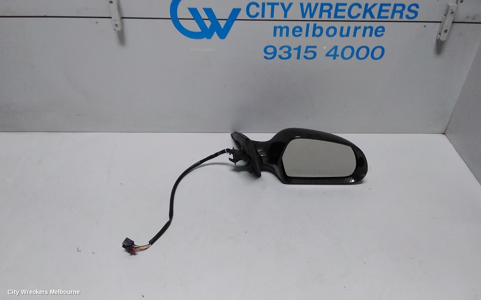 AUDI A4 RIGHT DOOR MIRROR, B8 8K, A4, MANUAL FOLD, NO LANE CHANGE ASSIST TYPE, 1 PLUG (6 WIRE), 02/2008 - 05/2009