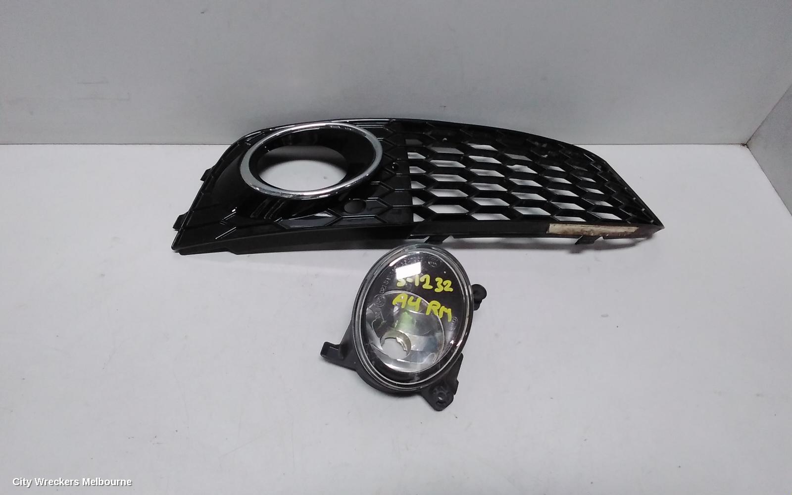 AUDI A4 RIGHT INDICATOR/FOG/SIDE, BUMPER FOGLAMP, B8 8K, 02/2008 - 06/2012