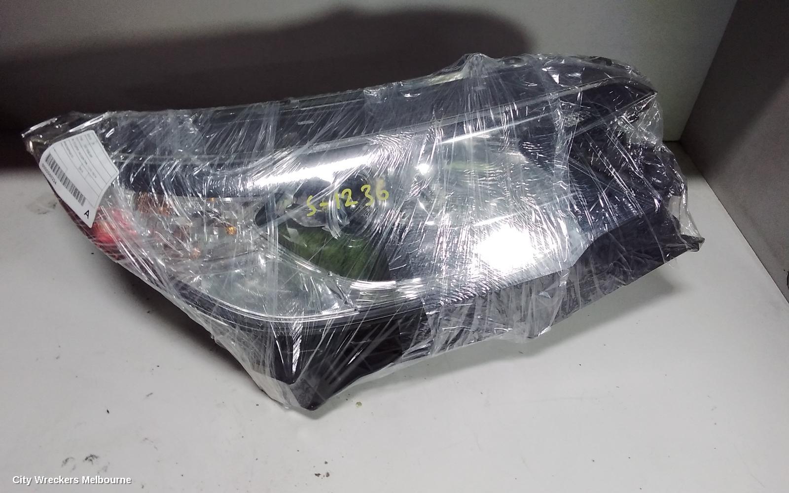 HONDA CRV RIGHT HEADLAMP, RM, VTI/VTI-S/SPORT, HALOGEN TYPE, 11/2012 - 10/2014