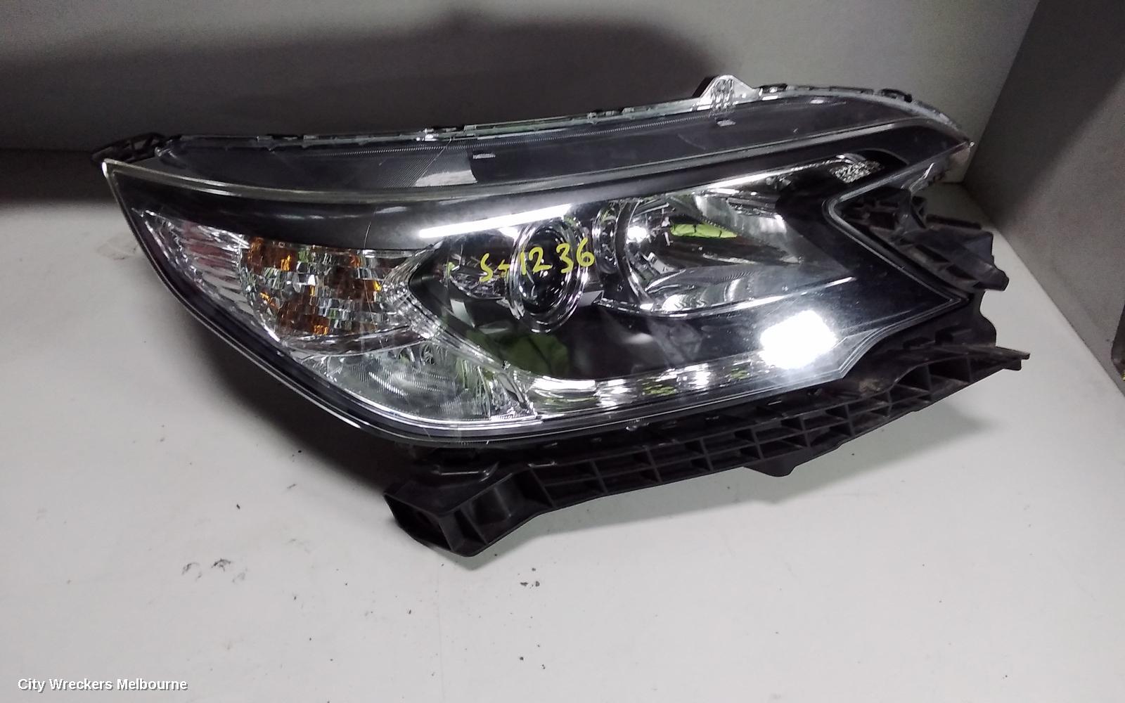 HONDA CRV RIGHT HEADLAMP, RM, VTI/VTI-S/SPORT, HALOGEN TYPE, 11/2012 - 10/2014