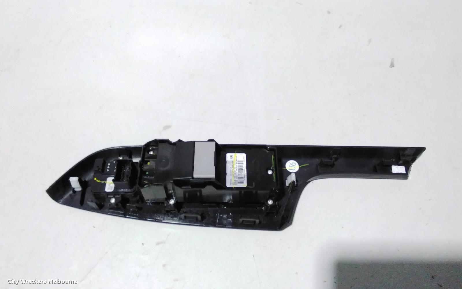 HONDA CRV PWR DR WIND SWITCH, RH FRONT (MASTER SWITCH), AUTO DOWN ALL WINDOWS, RM, 11/2012 - 04/2017