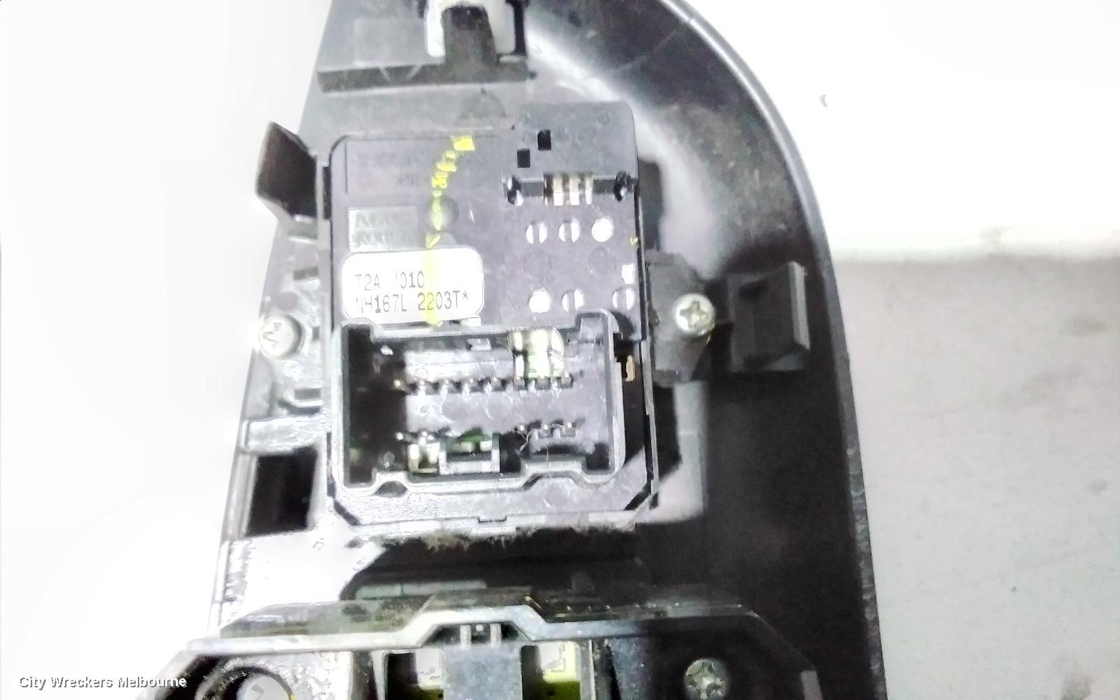HONDA CRV PWR DR WIND SWITCH, RH FRONT (MASTER SWITCH), AUTO DOWN ALL WINDOWS, RM, 11/2012 - 04/2017
