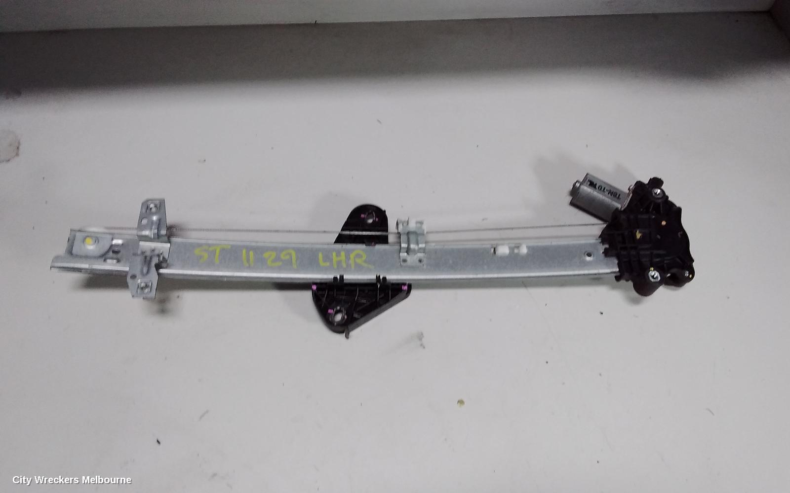 HONDA HRV LEFT REAR WND REG/MOTOR, RU5, VTI/VTI-S, 2 PIN, 12/2014 ONWARDS