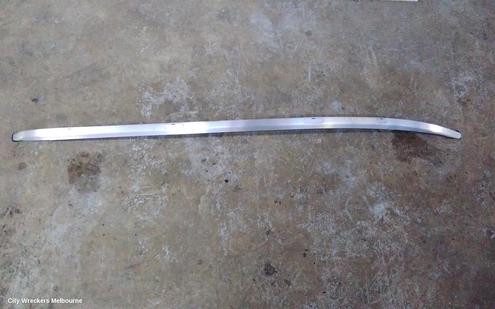 HONDA HRV ROOF RAIL