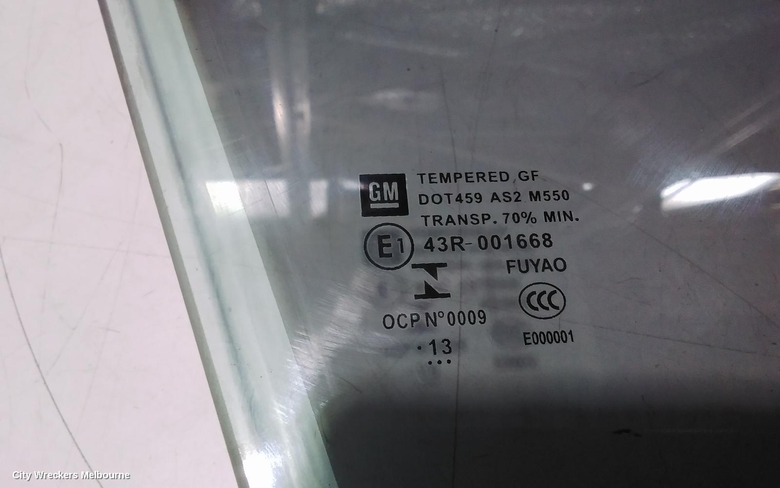 HOLDEN COMMODORE RIGHT FRONT DOOR WINDOW, VF, 05/2013 - 12/2017