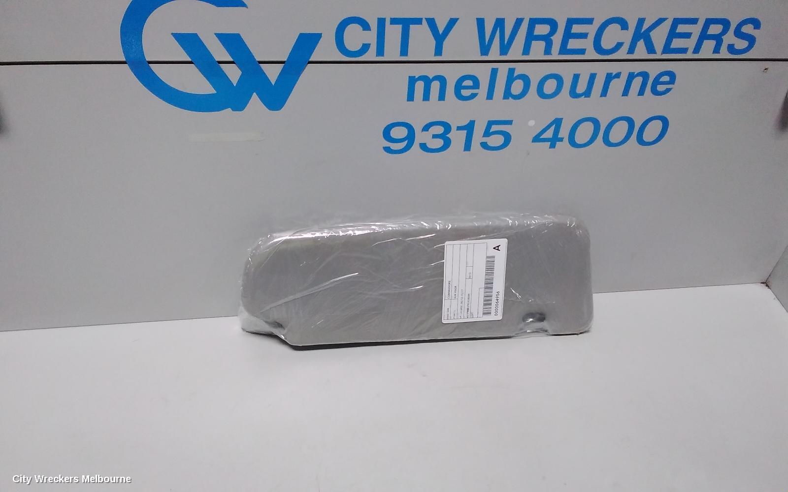 HOLDEN COMMODORE SUNVISOR, VF, LH SIDE, 05/2013 - 12/2017