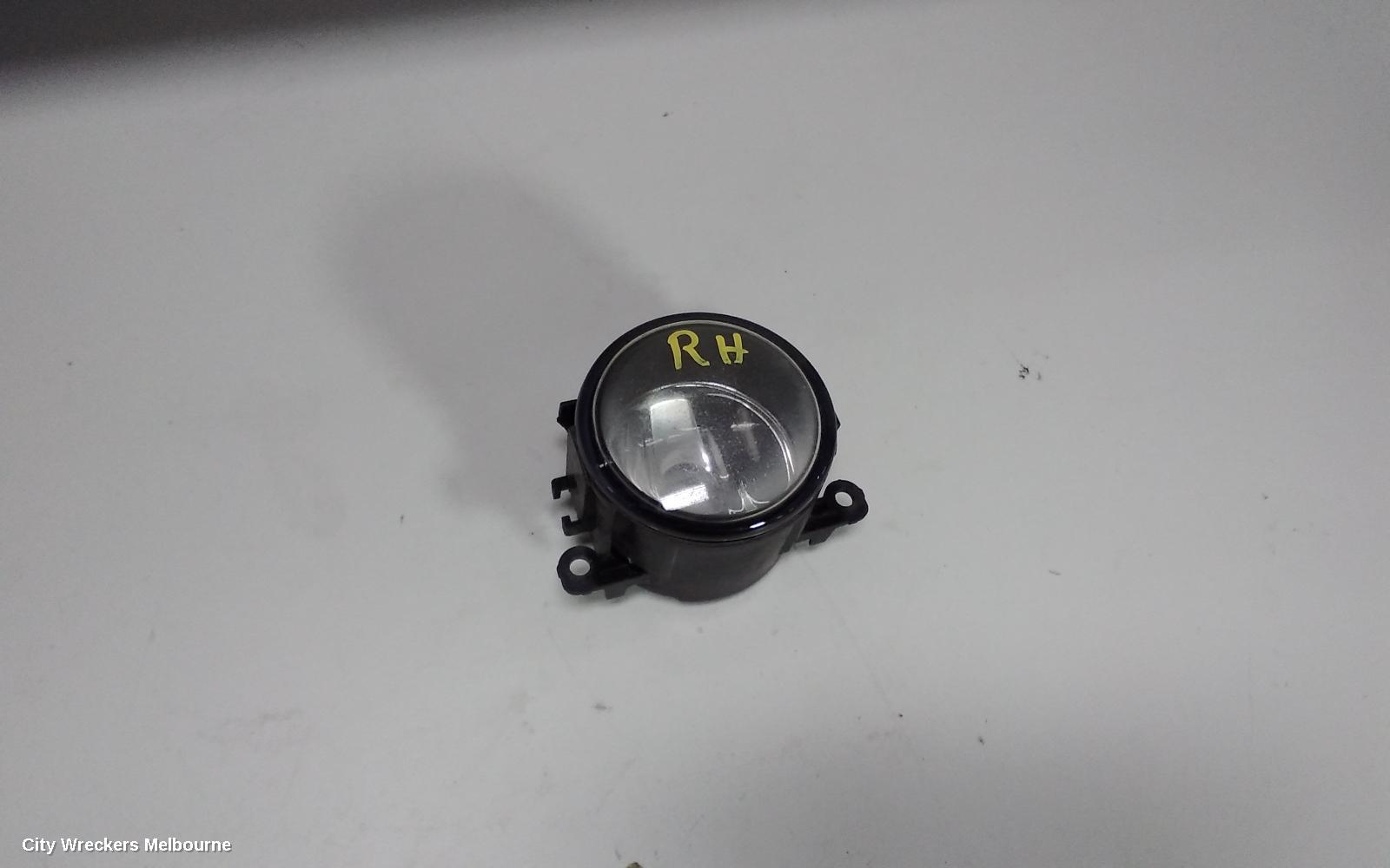FORD FALCON RIGHT INDICATOR/FOG/SIDE, FG-FGX, BUMPER FOGLAMP, 05/2008 - 12/2016