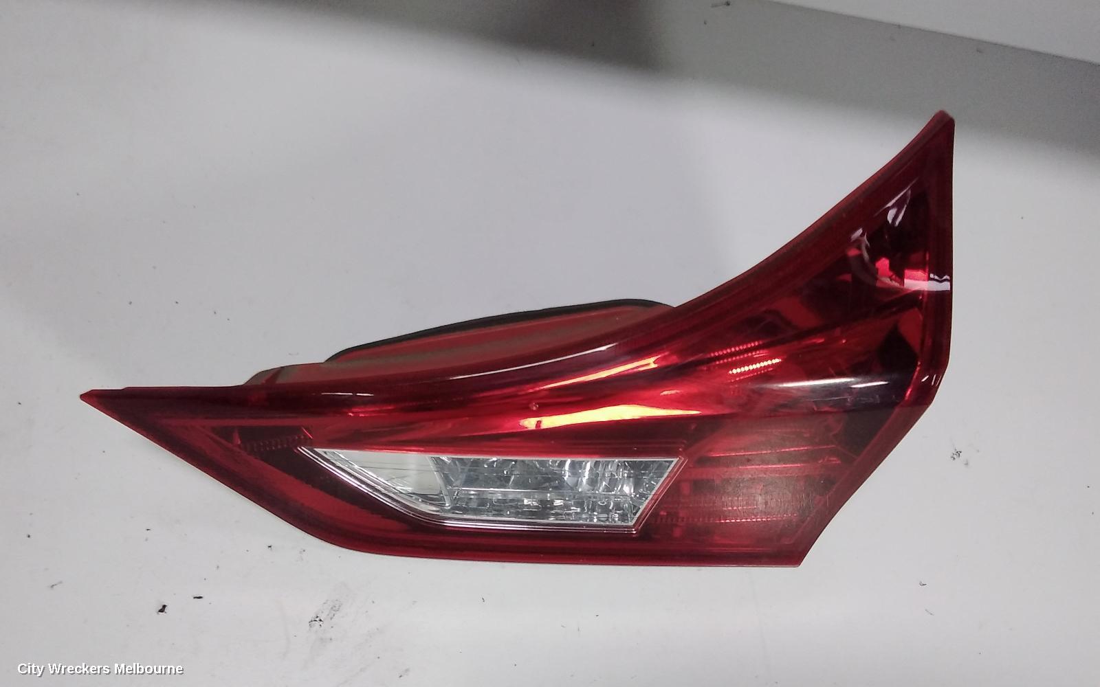 TOYOTA COROLLA REAR GARNISH, TAILGATE LAMP (RH SIDE), ZRE182R, HATCH, 10/2012 - 03/2015