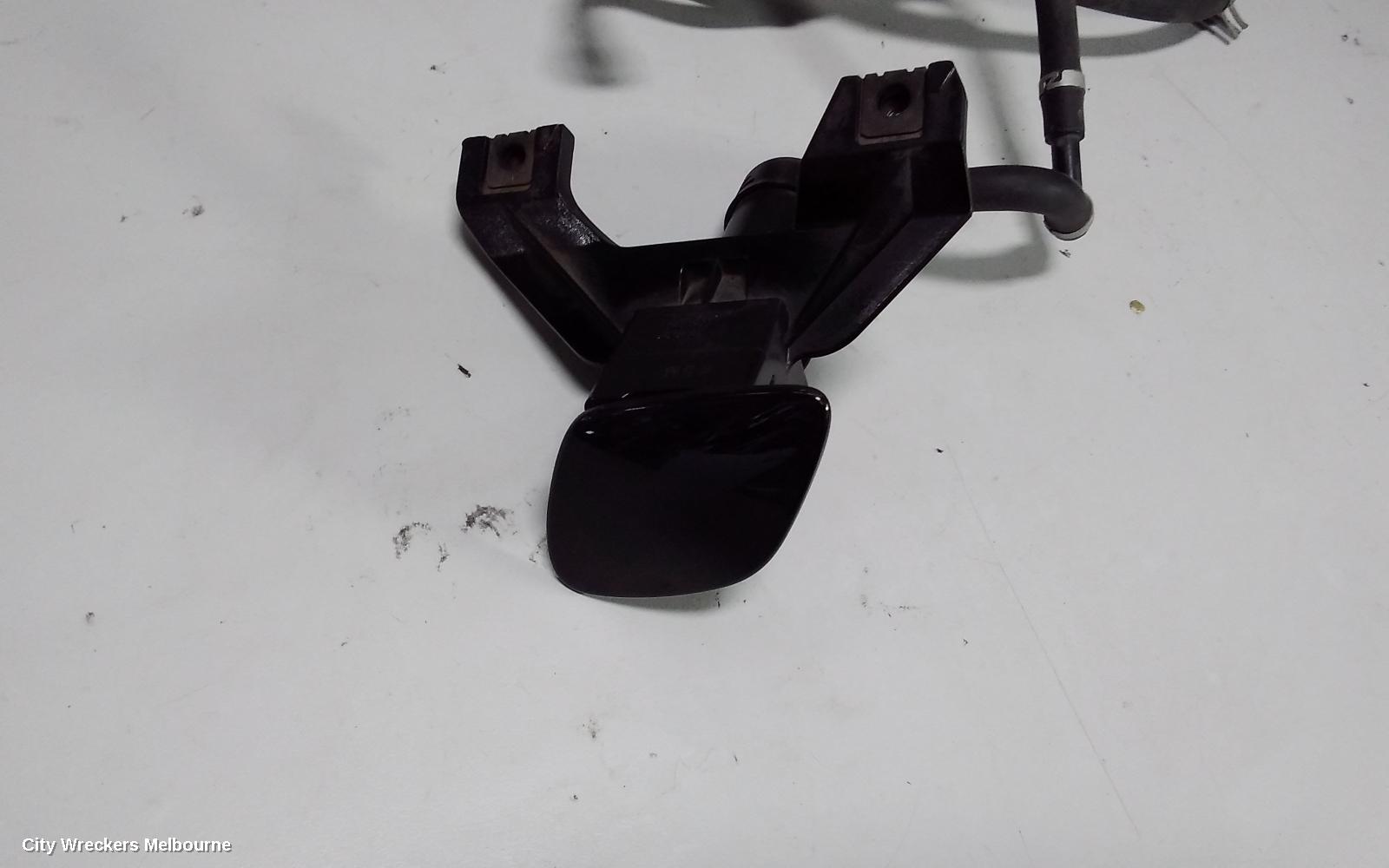 LEXUS RX SERIES WASHER JET, XU30, 01/2003 - 02/2009