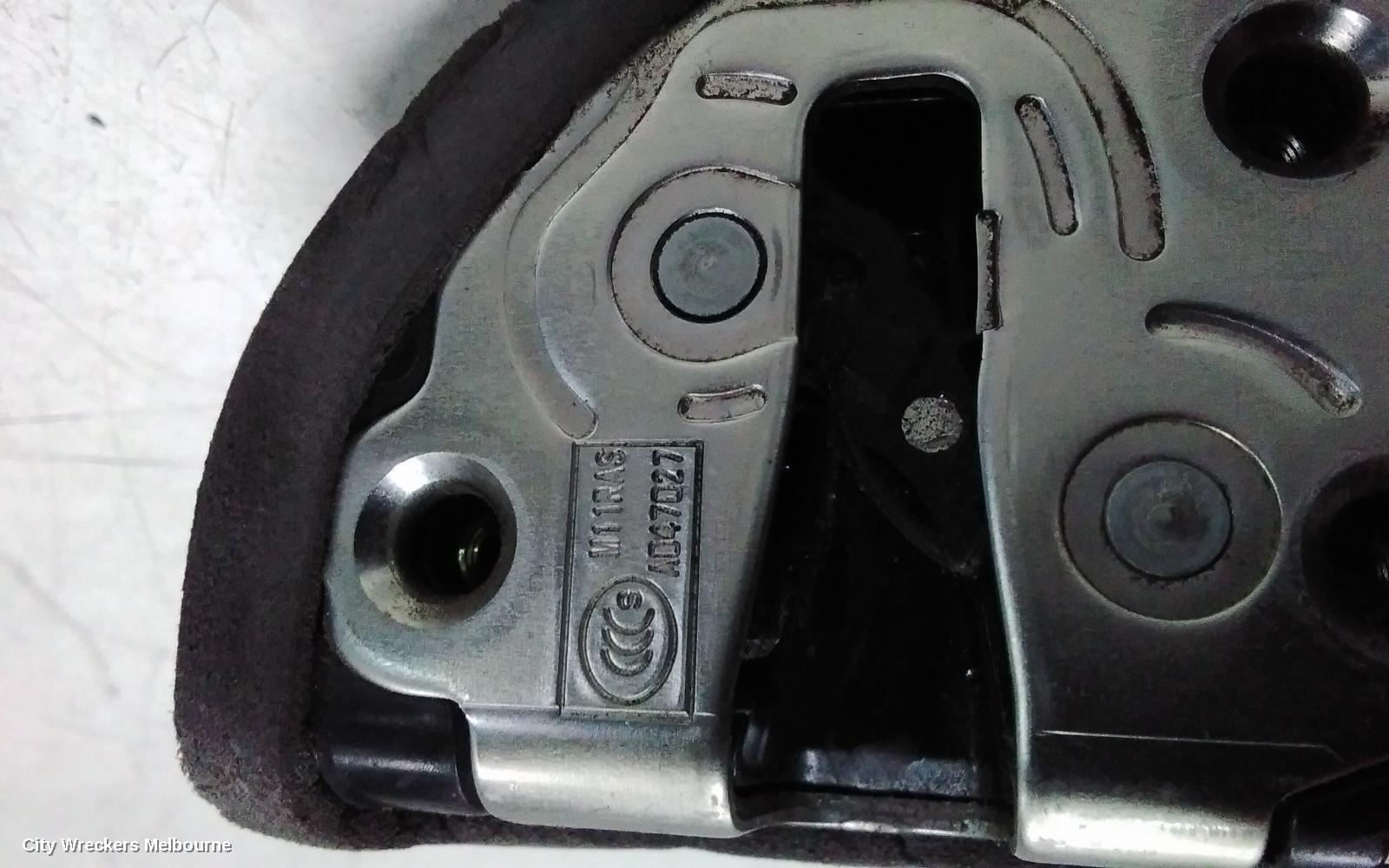 HONDA CRV DOOR/BOOT/GATE LOCK, RIGHT REAR DOOR LOCK, RM 11/2012 - 04/2017