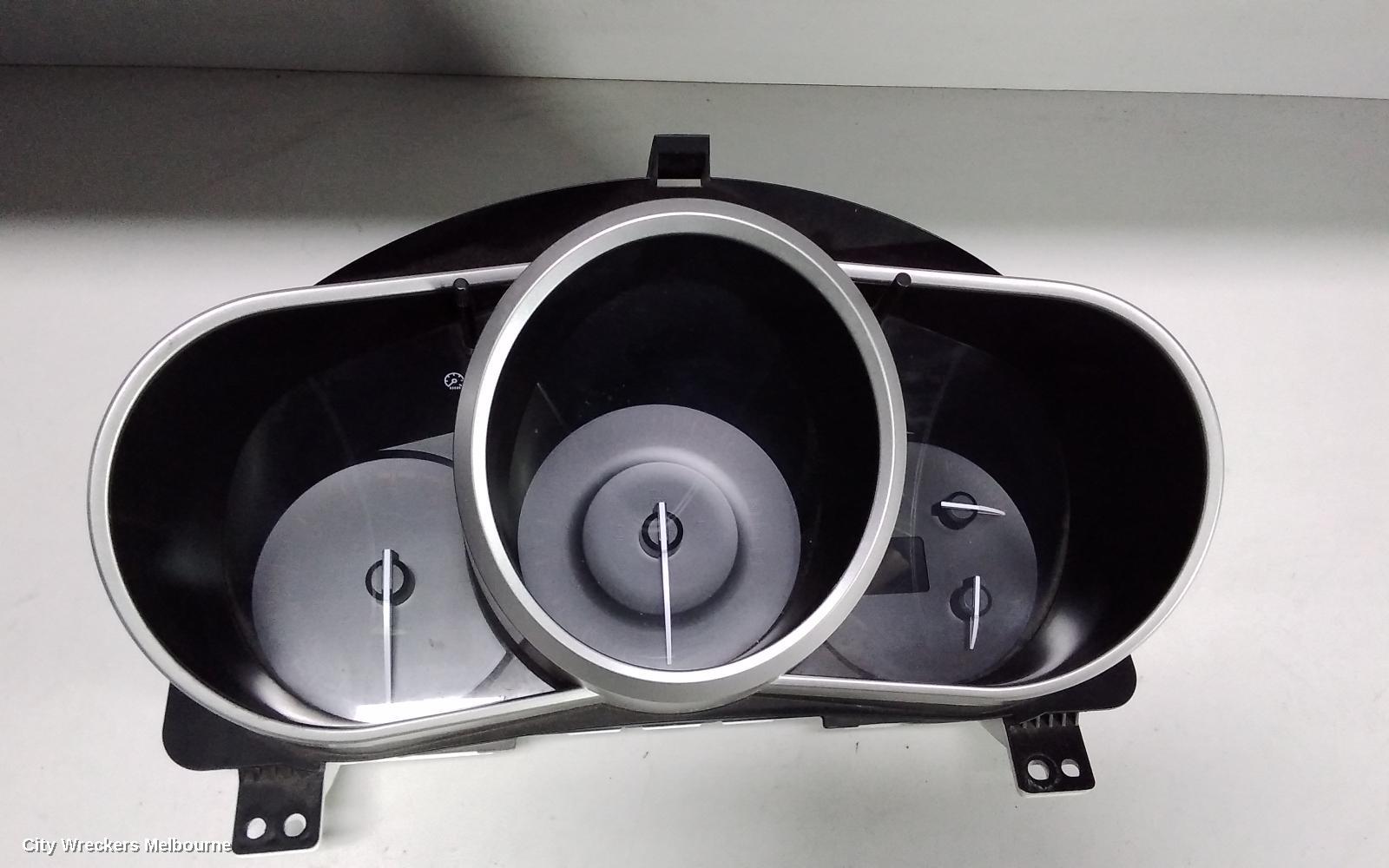 MAZDA CX7 INSTRUMENT CLUSTER