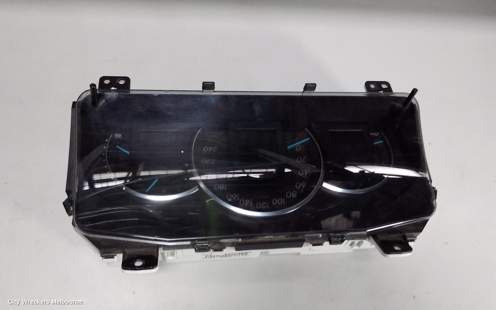 TOYOTA AURION INSTRUMENT CLUSTER