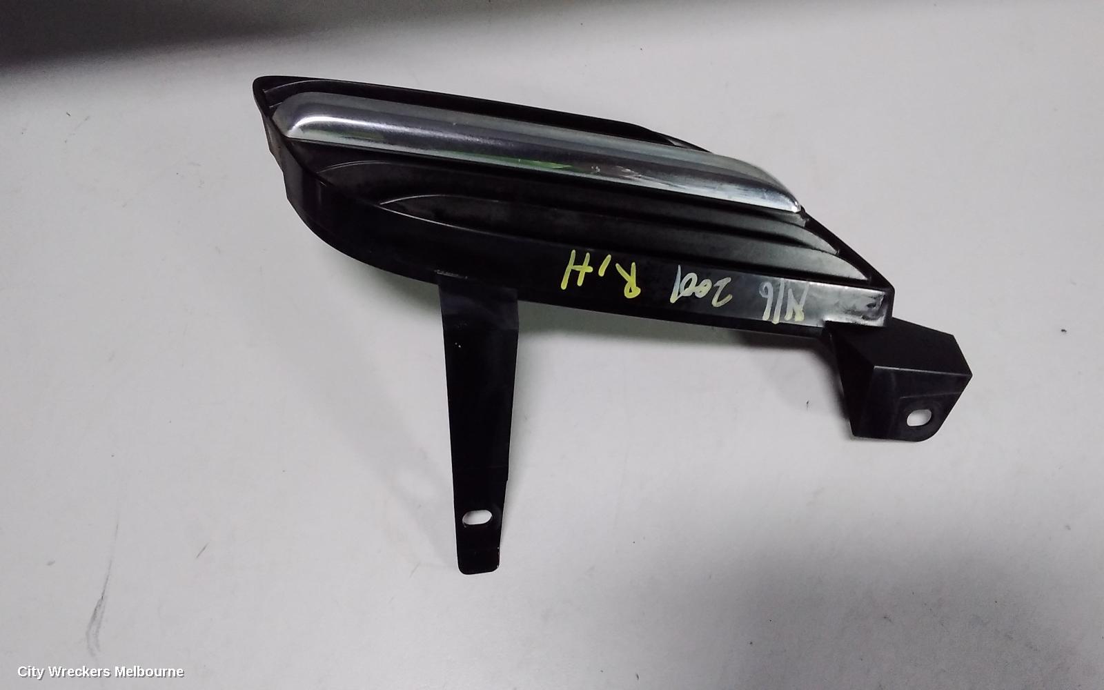 NISSAN PULSAR GRILLE, N16 SI, HATCH, RH SIDE, 06/2001 - 07/2003