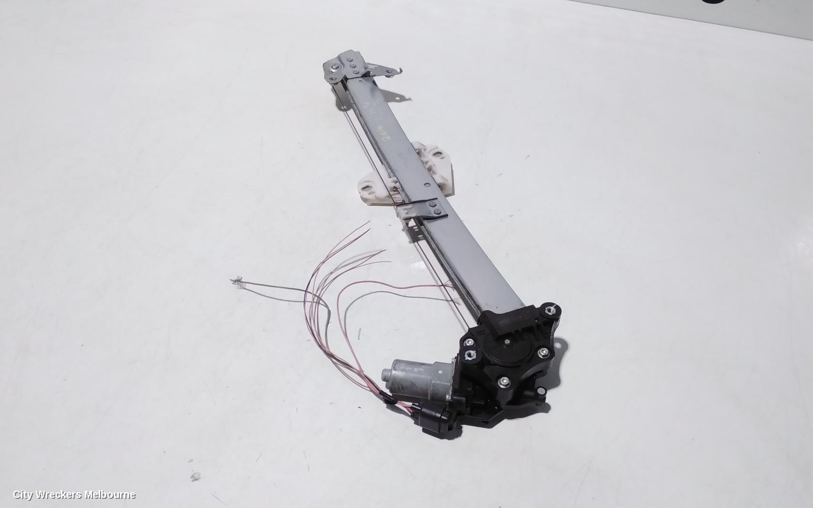 HONDA HRV RIGHT FRONT WINDOW REG/MOTOR, RU, 12/2014 - 10/2021