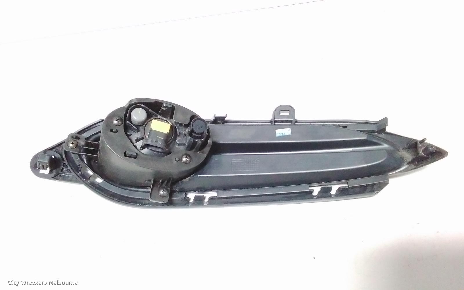 HONDA HRV RIGHT INDICATOR/FOG/SIDE, BUMPER FOGLAMP, RU5, 12/2014 - 06/2018