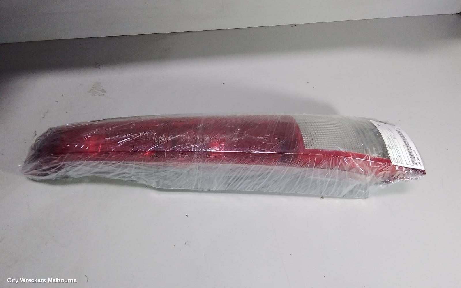 NISSAN XTRAIL RIGHT TAILLIGHT, T30, ST/ST-S/ST-X/TI/TI-L, 11/2003 - 09/2007