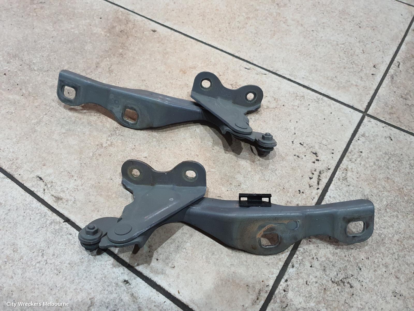 HOLDEN BARINA BONNET HINGE/STRUT, HINGES (PAIR), TM, 11/2011 - 12/2018