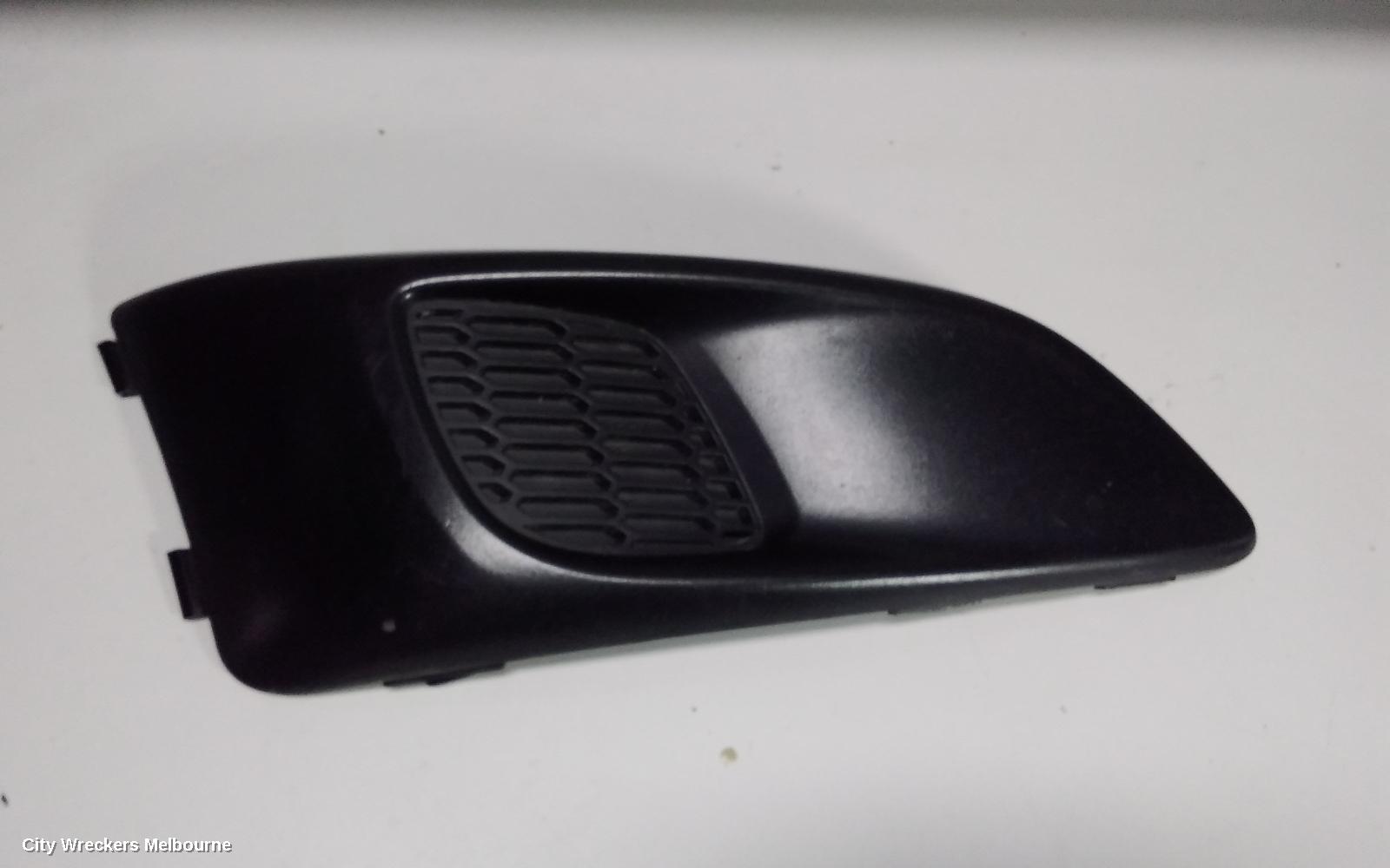 HOLDEN BARINA RIGHT INDICATOR/FOG/SIDE, BUMPER FOGLAMP, TM, CDX, 11/2011 - 08/2016