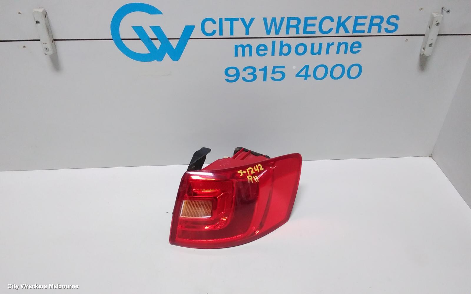 VOLKSWAGEN JETTA RIGHT TAILLIGHT, 1B, 02/2011 - 10/2014