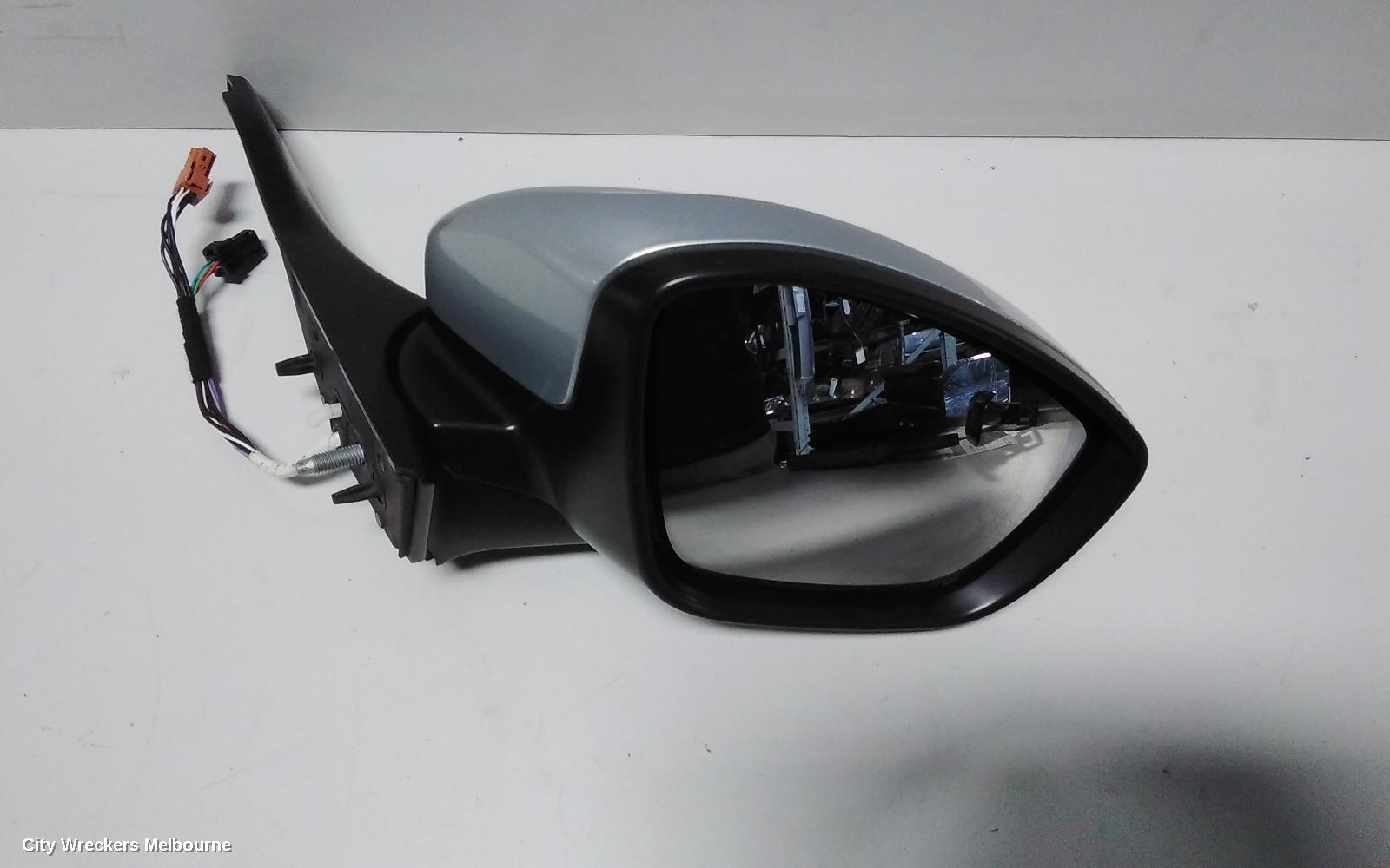 PEUGEOT 208 RIGHT DOOR MIRROR, A9, POWER FOLD, NON CHROME TRIM, COLOUR CODED COVER TYPE, 10/2012 - 12/2018