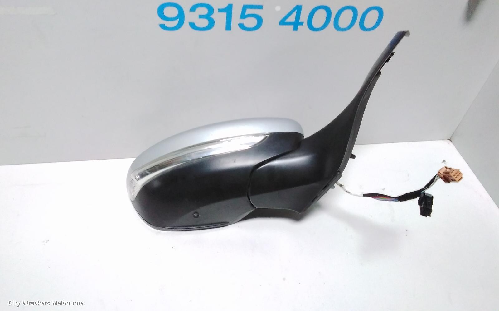 PEUGEOT 208 RIGHT DOOR MIRROR, A9, POWER FOLD, NON CHROME TRIM, COLOUR CODED COVER TYPE, 10/2012 - 12/2018