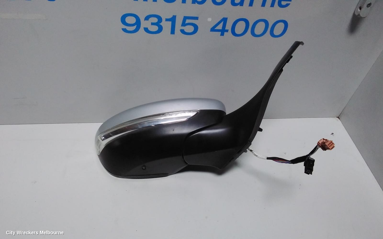 PEUGEOT 208 RIGHT DOOR MIRROR, A9, POWER FOLD, NON CHROME TRIM, COLOUR CODED COVER TYPE, 10/2012 - 12/2018