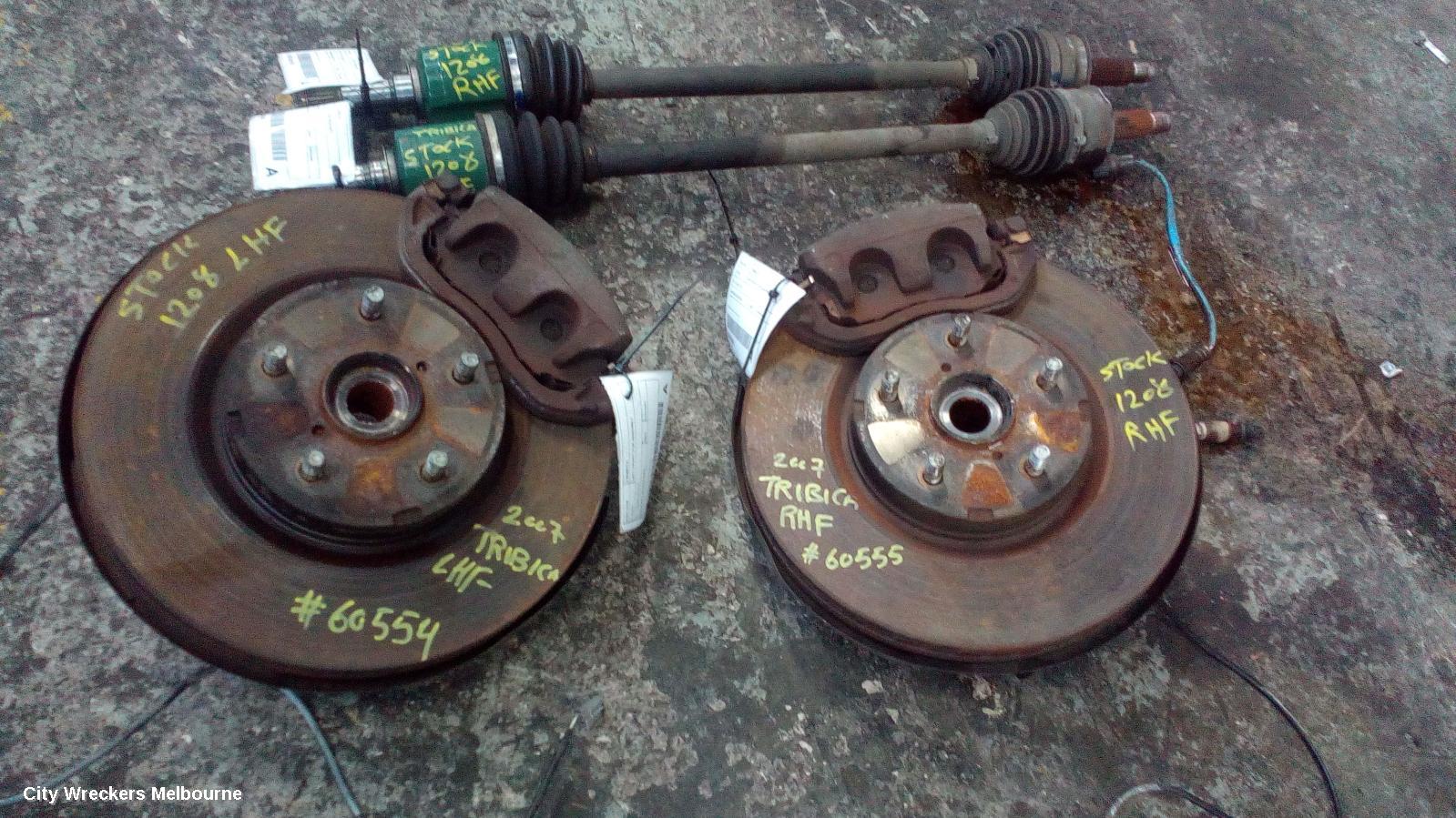 SUBARU TRIBECA RIGHT FRONT HUB ASSEMBLY, B9, 10/2006 - 01/2014