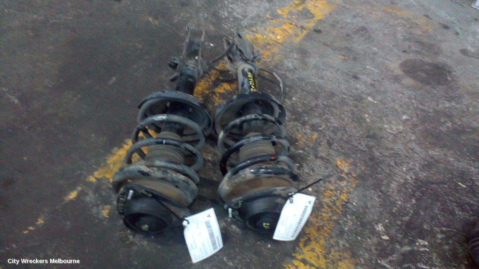 SUBARU TRIBECA RIGHT FRONT STRUT, B9, 10/2006 - 04/2009