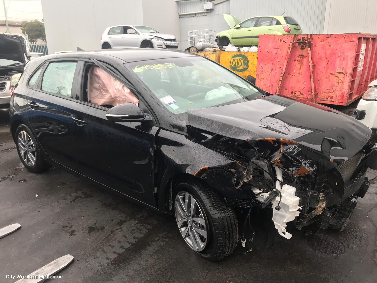 HYUNDAI I30 RIGHT FRONT DOOR WINDOW, PD, HATCH, 03/2017 ONWARDS