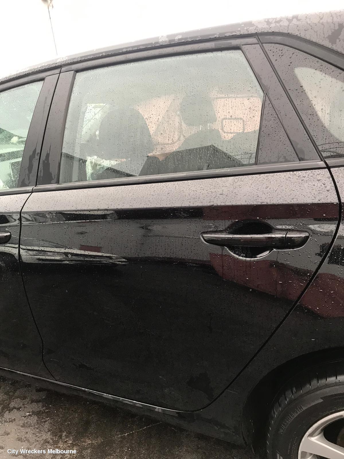 HYUNDAI I30 RIGHT FRONT DOOR WINDOW, PD, HATCH, 03/2017 ONWARDS